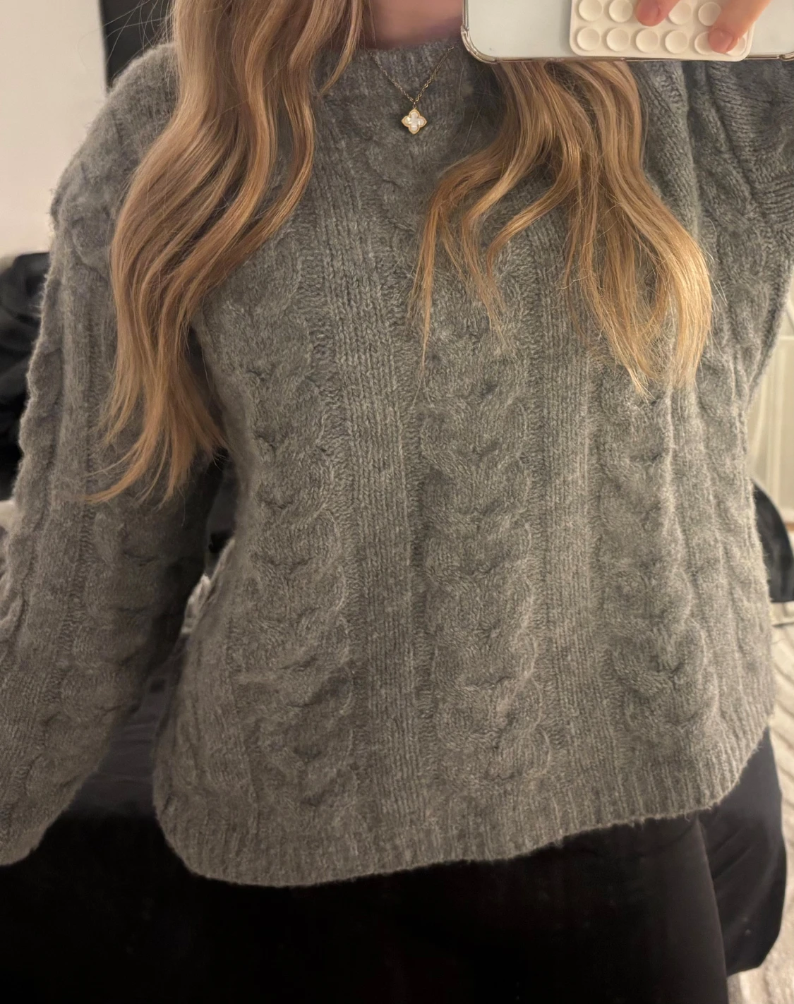 Grå stickad tröja från Lager 157 - 1