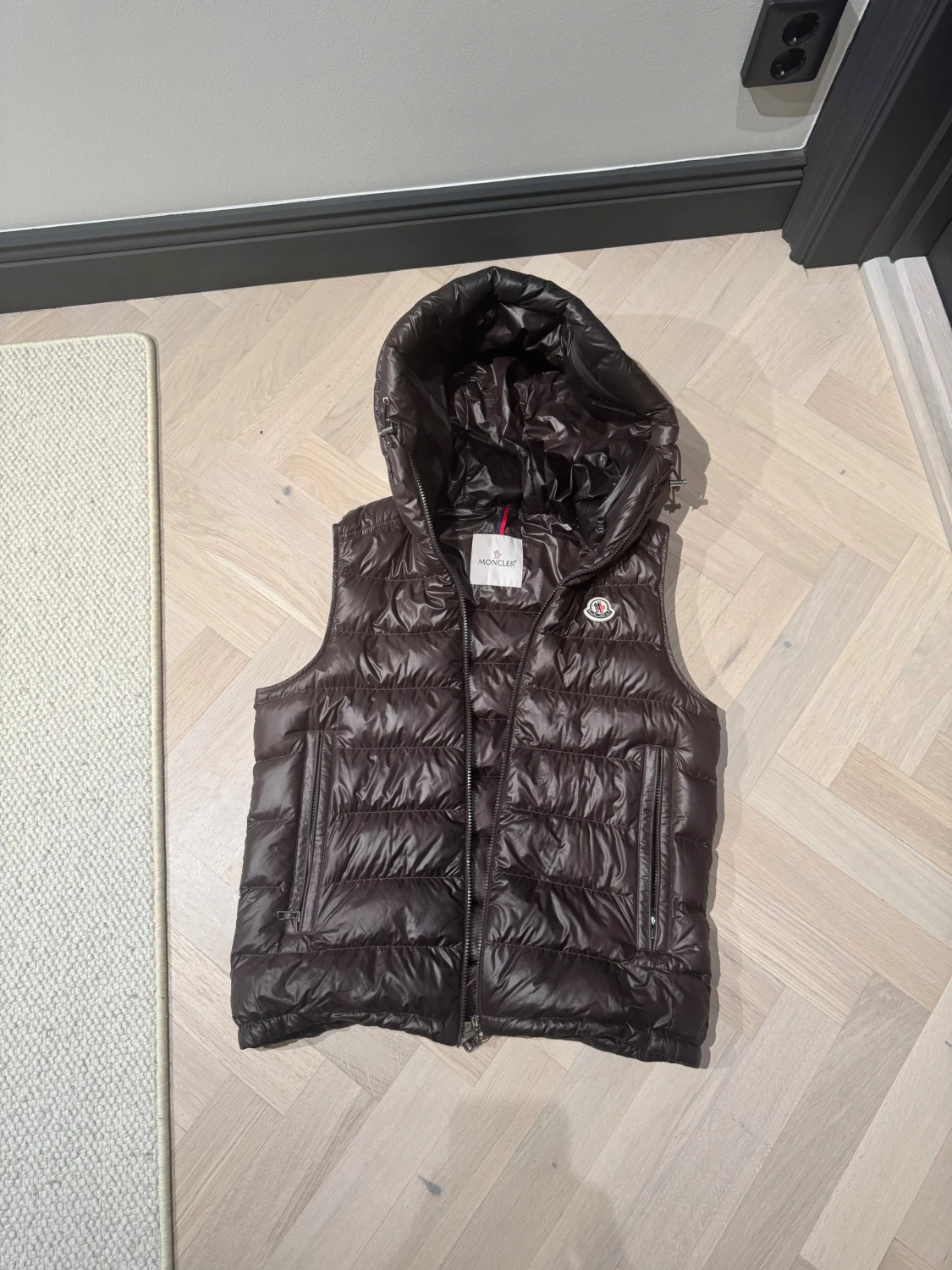 Moncler GUI Väst  - 1