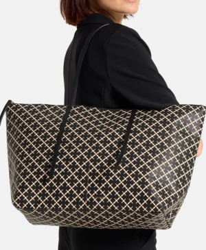 By Malene Birger - Helt ny! Fick i present och har redan samma model.              Kommer med hela original förpackningen. Nypris: 4150kr.                                                                                    Priset kan diskuteras vid snabbaffär🙌🏻☺️