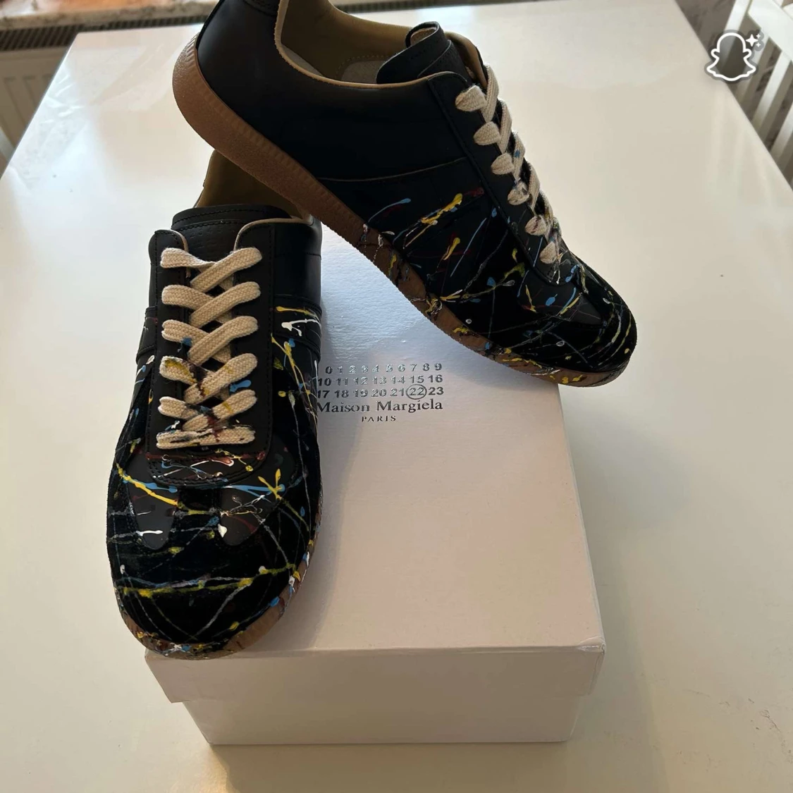 Maison Margiela sneakers med färgstänk - 2