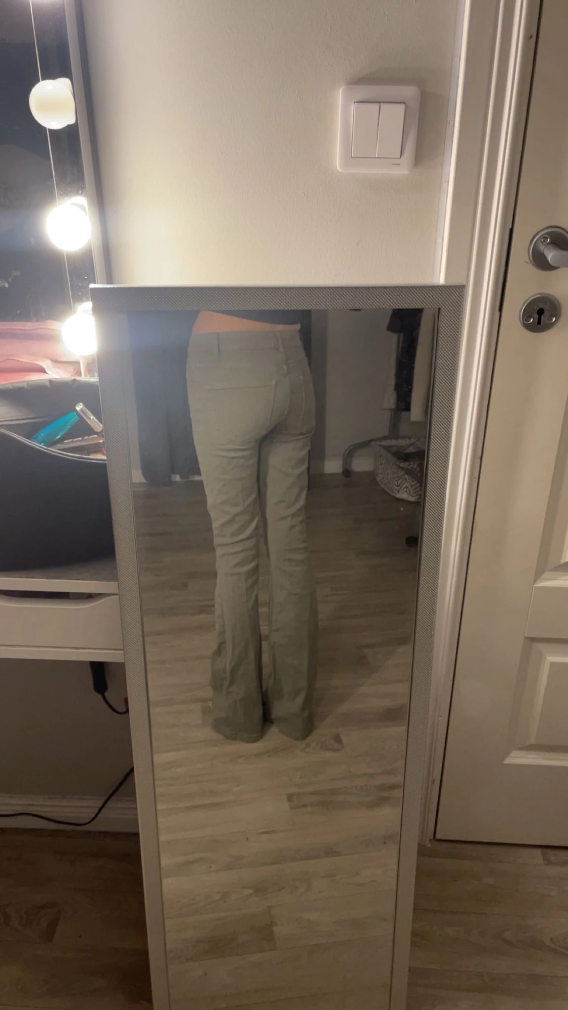 Gröna low bootcut byxor från lager 157 - 1