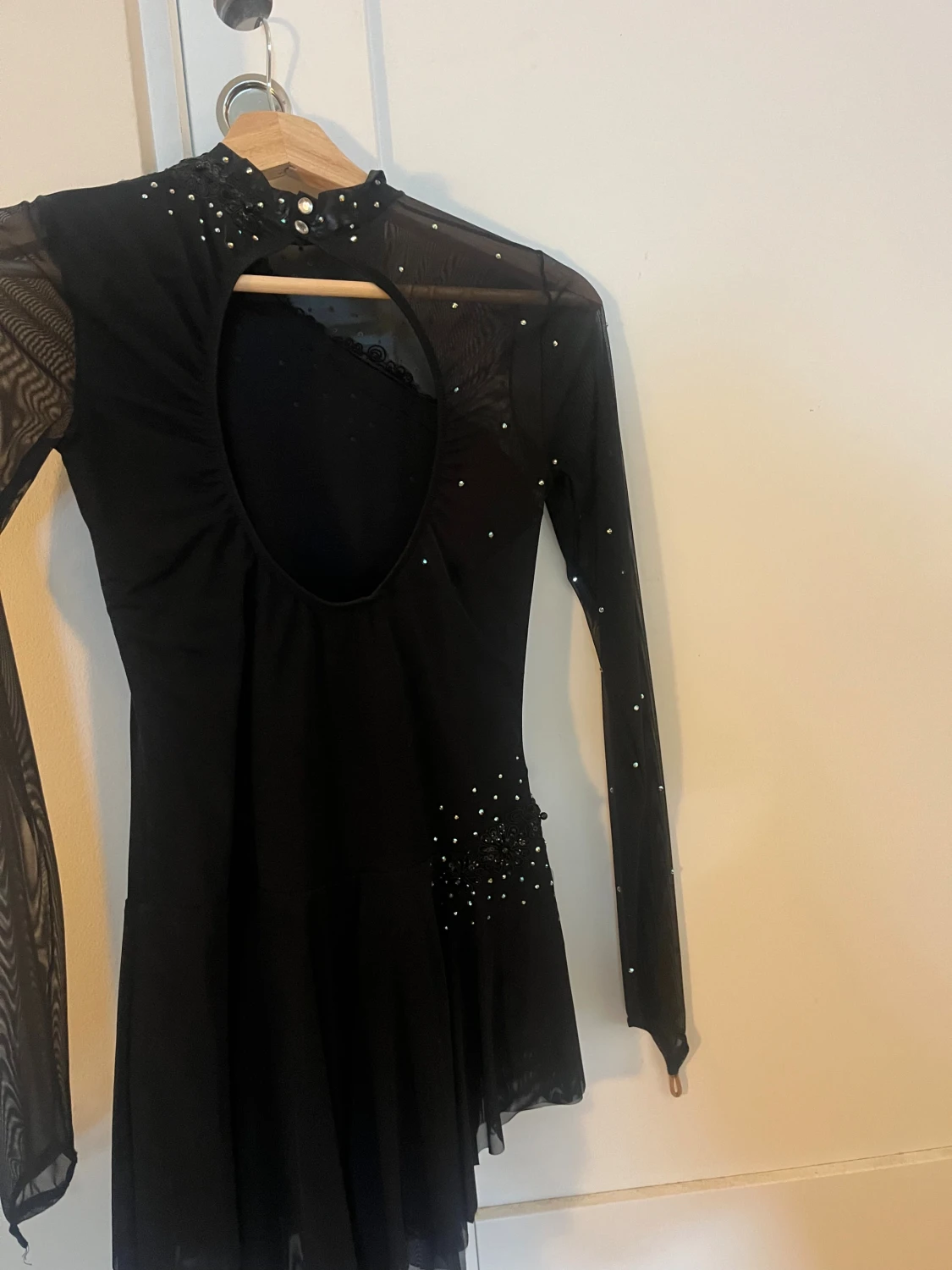 Konståkningsklänning - 3