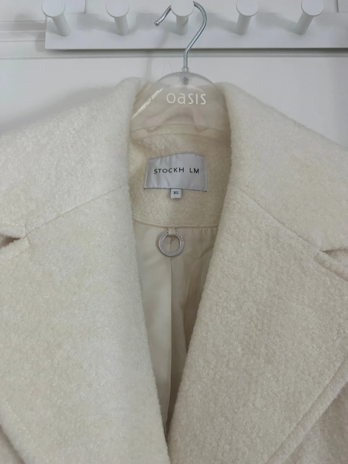 Vit ullkappa från STOCKH LM - skickar idag  - 6