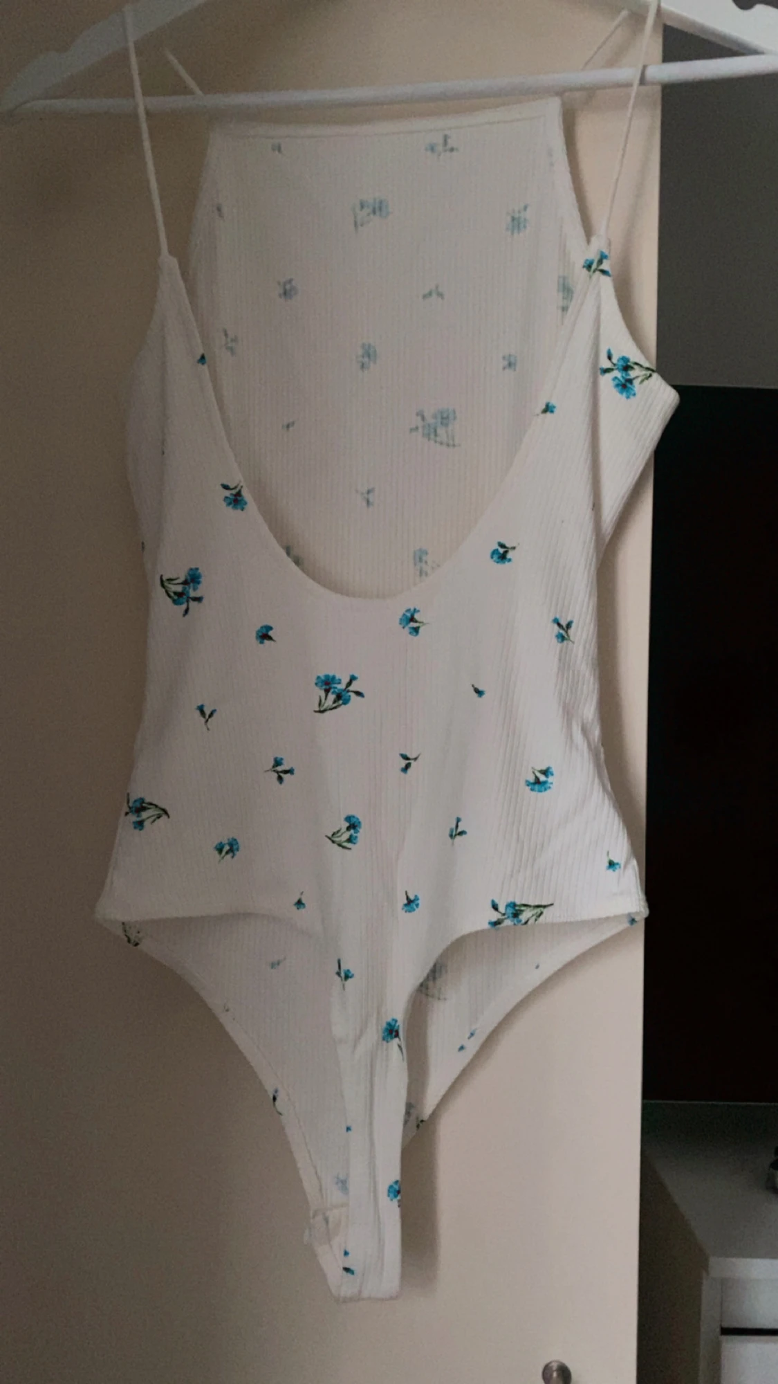 Blommig body stl S - 1