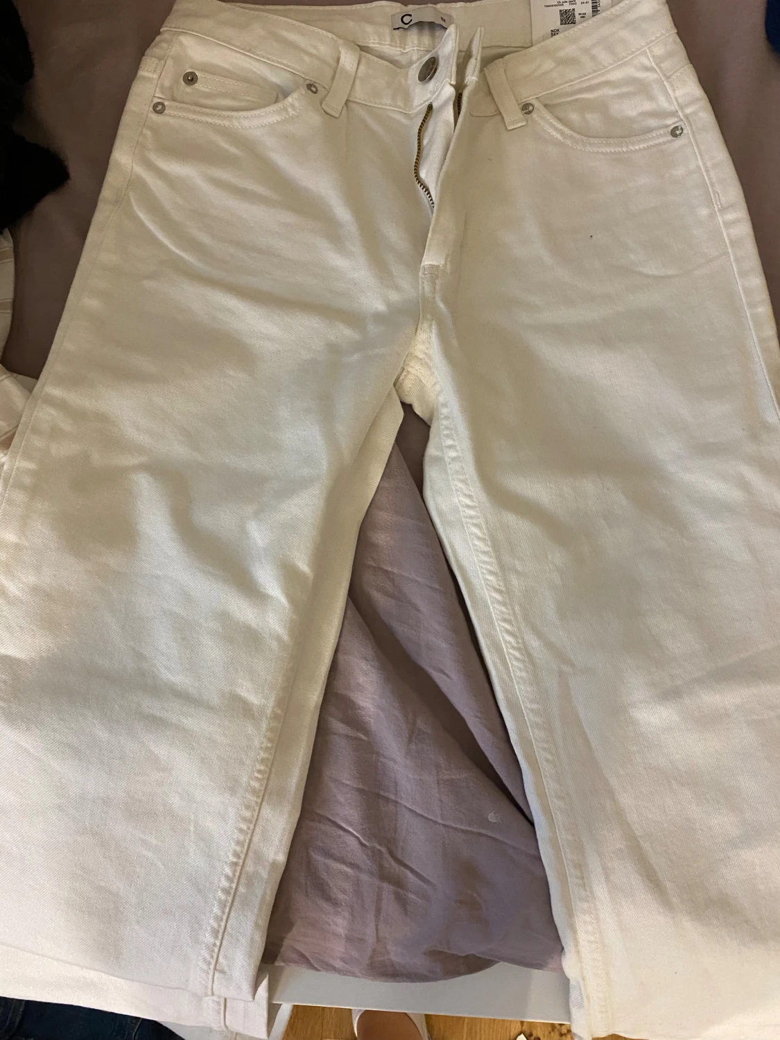 Vita lågmidjade utsvängda flare jeans! - 2