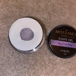 Shape gel - Superfint shape gel i aurora pink!🩷 Oanvänt