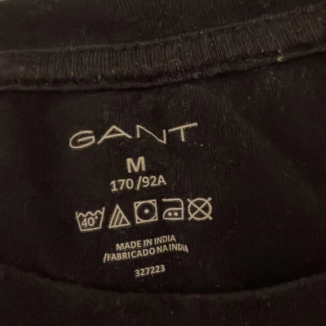 Svart t-shirt från GANT i bomull - 2