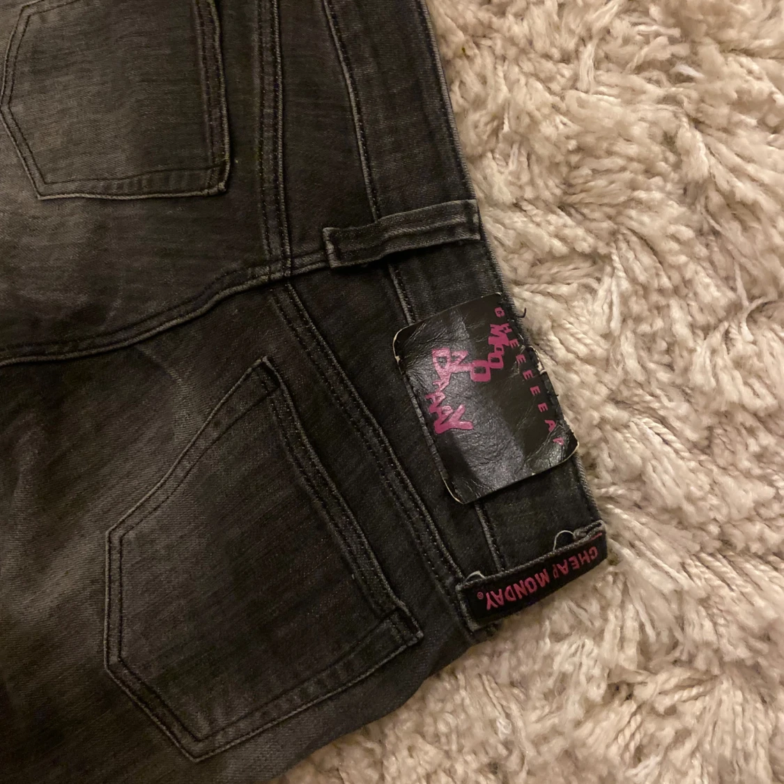 Svarta Cheap Monday jeans - 2