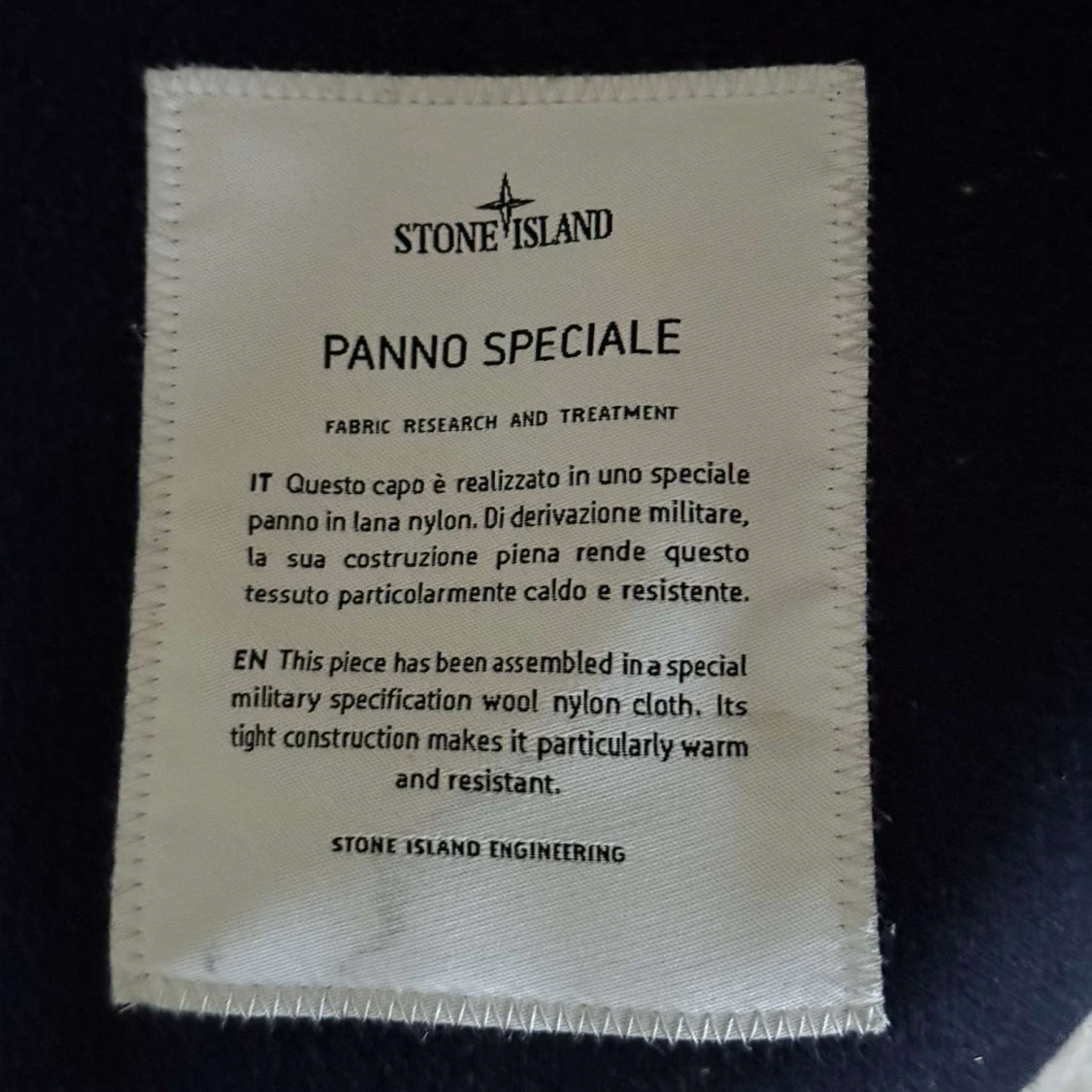 Mörkblå skepparkavaj från Stone Island - 4