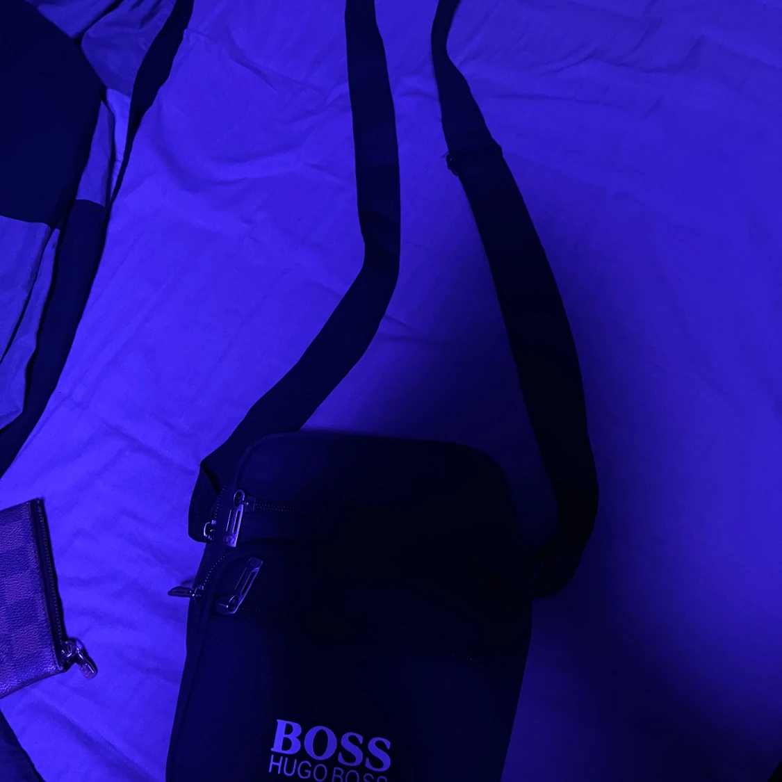 Hugo Boss väska