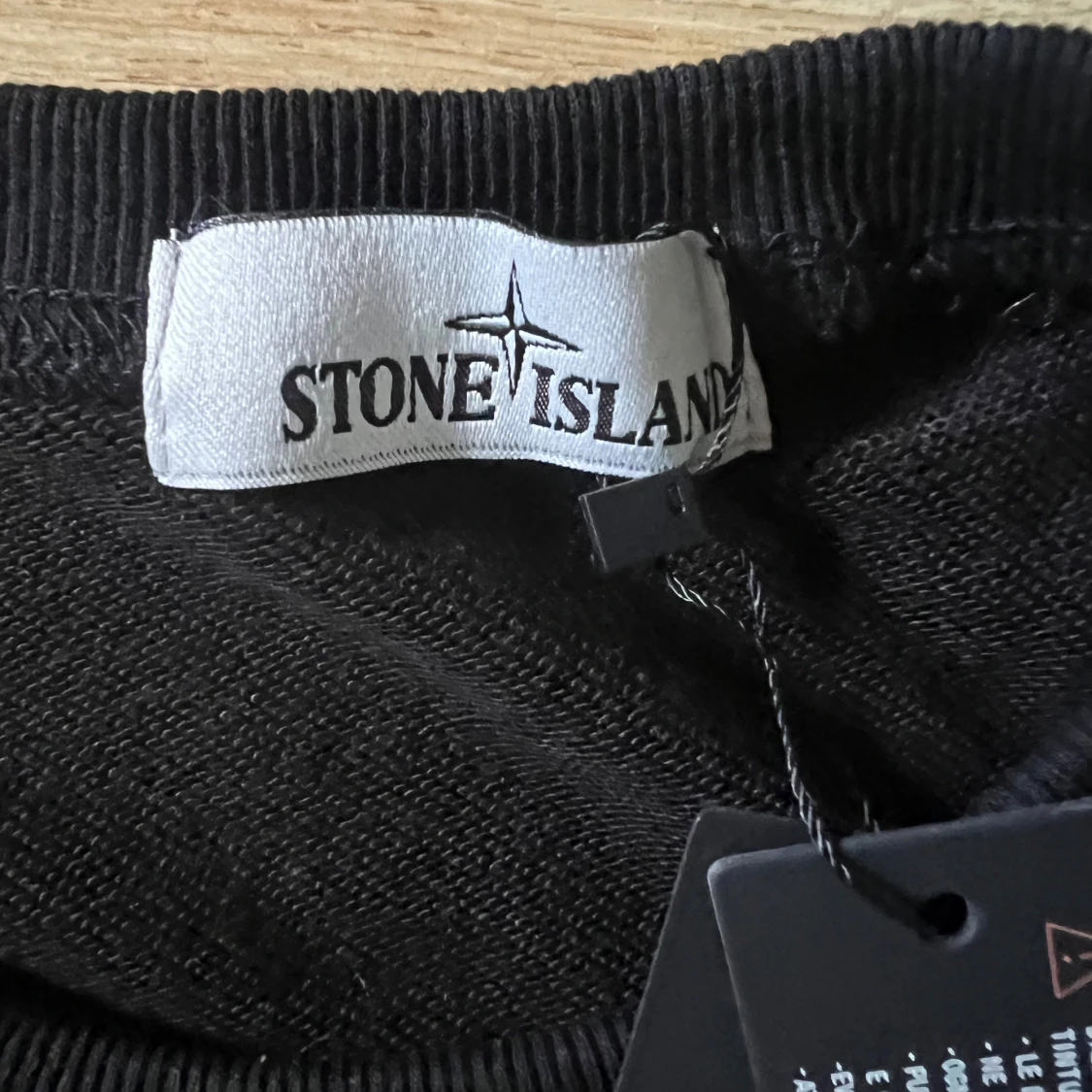 Svart sweatshirt från Stone Island - 2
