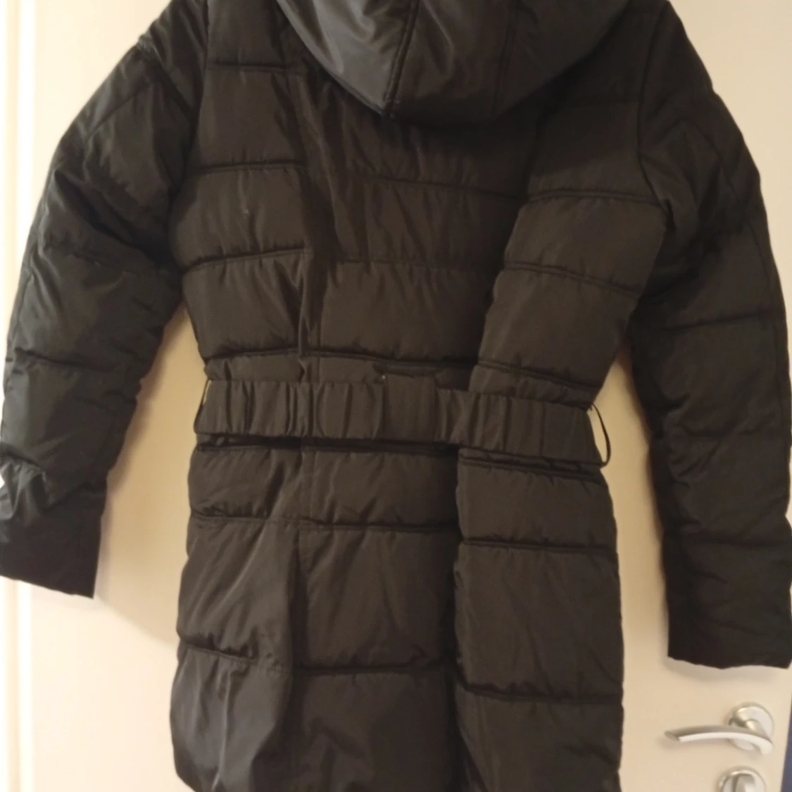 Svart pufferjacka med bälte Havana - 4