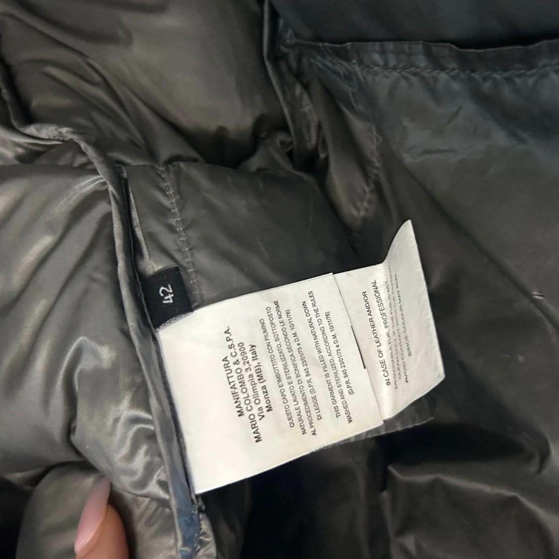 Svart dunjacka med päls från Colmar - 2