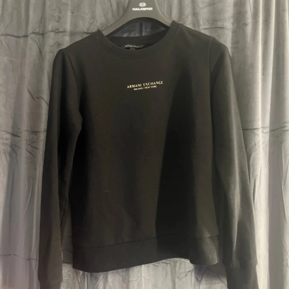 Svart sweatshirt från Armani Exchange