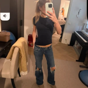 Lågmidjade jeans - Jätte snygga Lågmidjade jeans från lager 157 i storlek xs men funkar för s också då det är lite stora i storleken