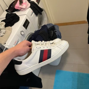 Vita skog - Säljer dessa då jag inte har någon anvöndning till de, ganska bra skick men finns några defekter dock inget som syns långt ifrån