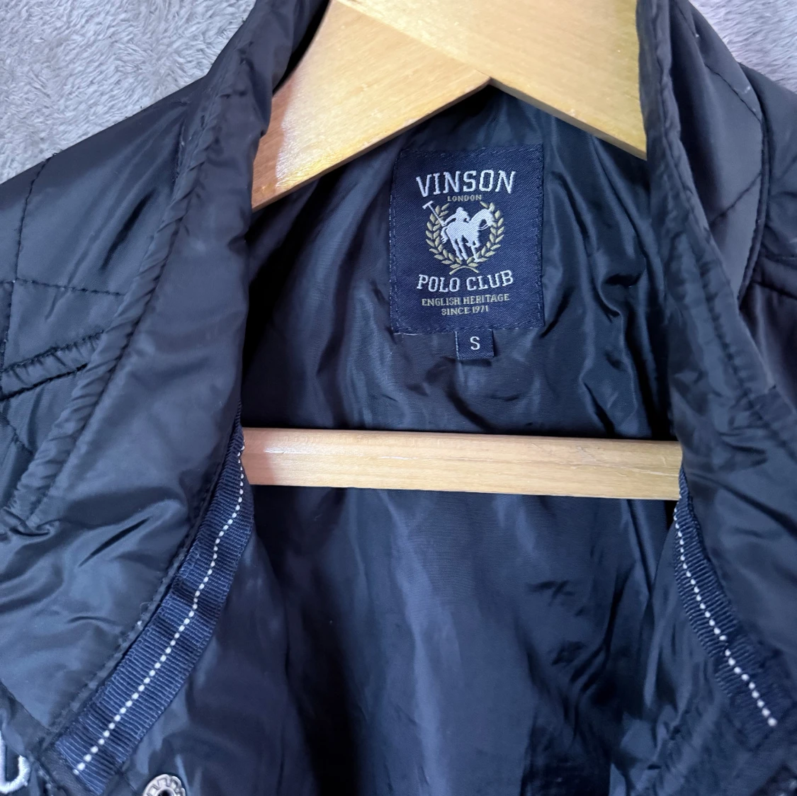 Svart quiltad jacka Vinson Polo Club - 3