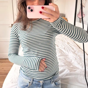 Randig topp - Snygg randig topp 