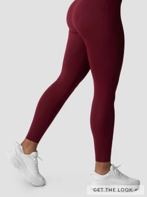 ICANlWILL ICIW träningstights vinröd m - Säljer ett par vinröda tränings­tights från ICIW (ICANIWILL). De är helt nya, aldrig använda, och ligger fortfarande kvar i originalpåsen. (Bilderna är tagna från hemsidan, förutom sista då det är min egna)  Perfekta för gym, träning eller vardag. 