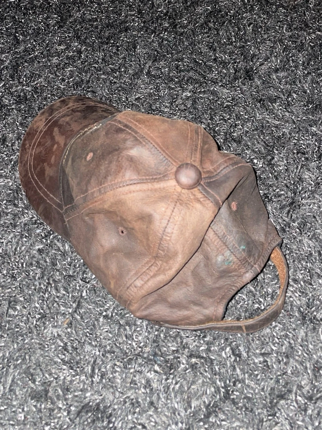 Brun keps från Peak Performance - 1