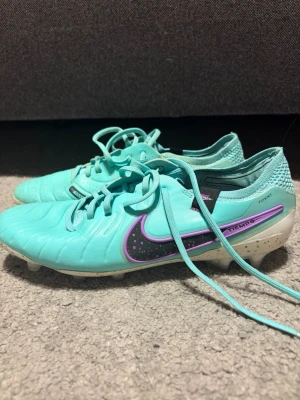 Fotbollsskor - Pris går att diskuteras 