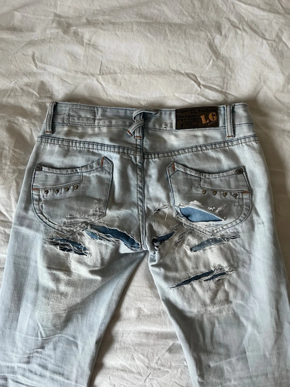 Ljusblå bootcut jeans  - 4