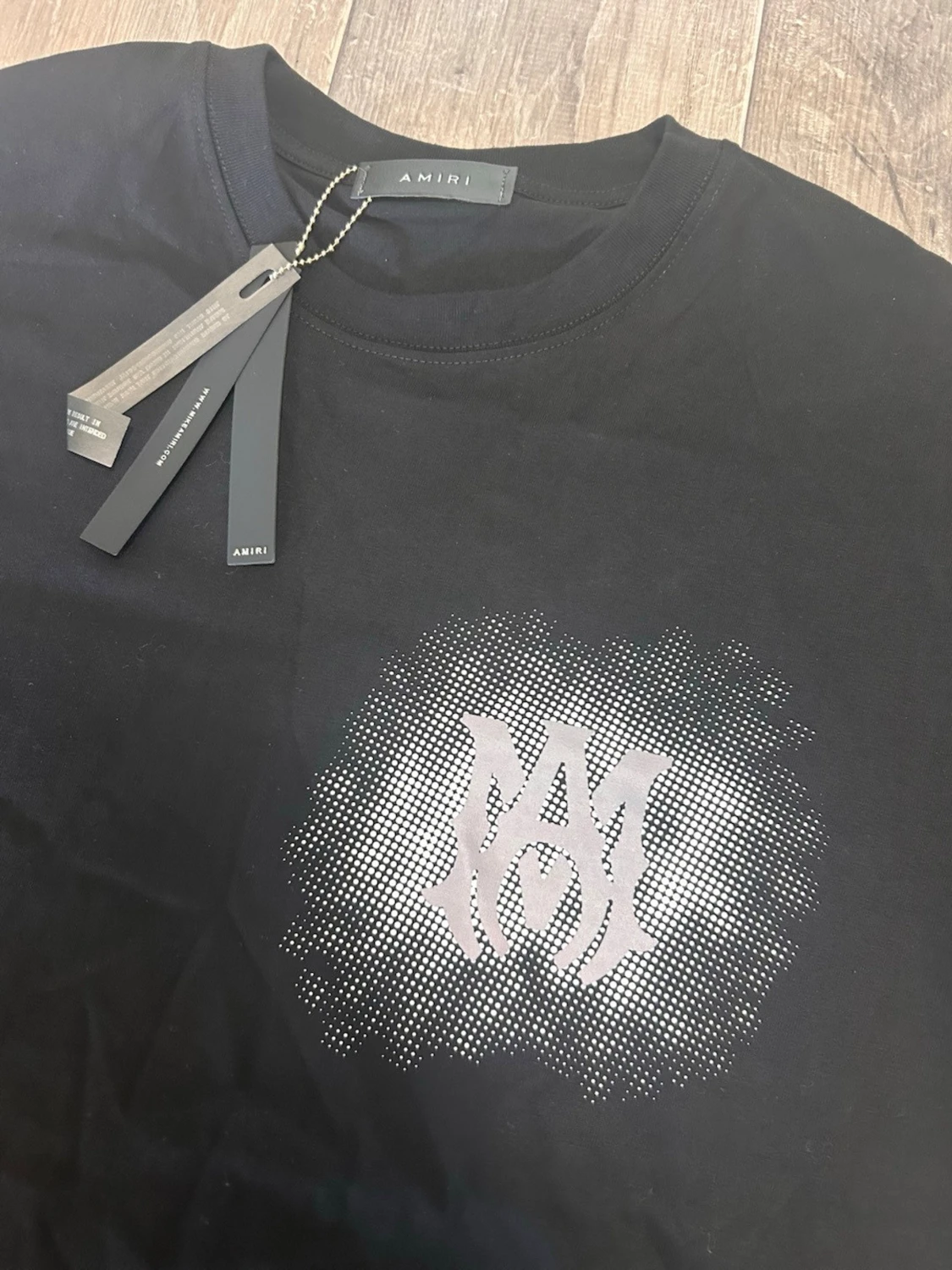 Svart t-shirt från Amiri med tryck - 1
