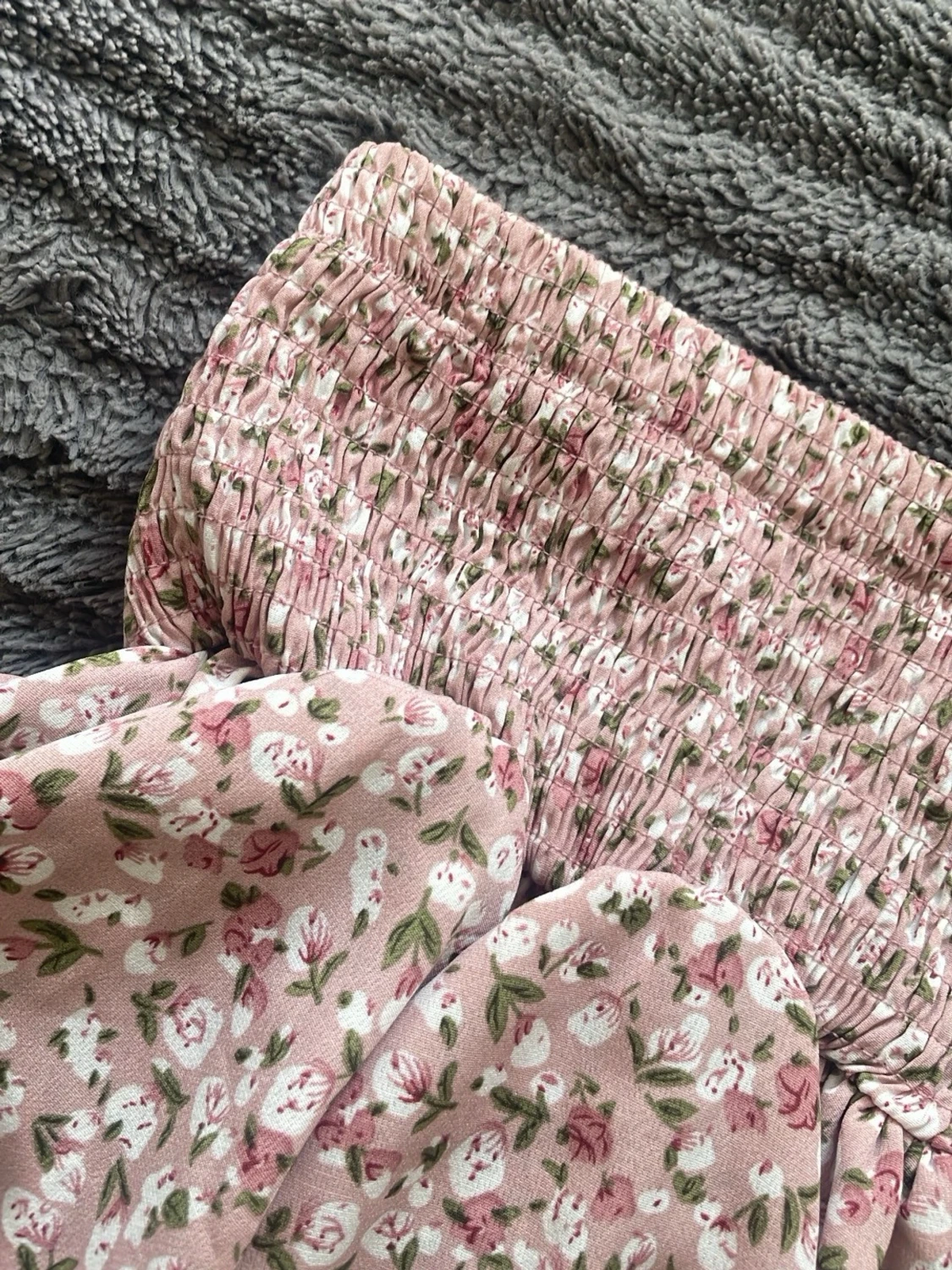 Blommig volangkjol i rosa toner - 1
