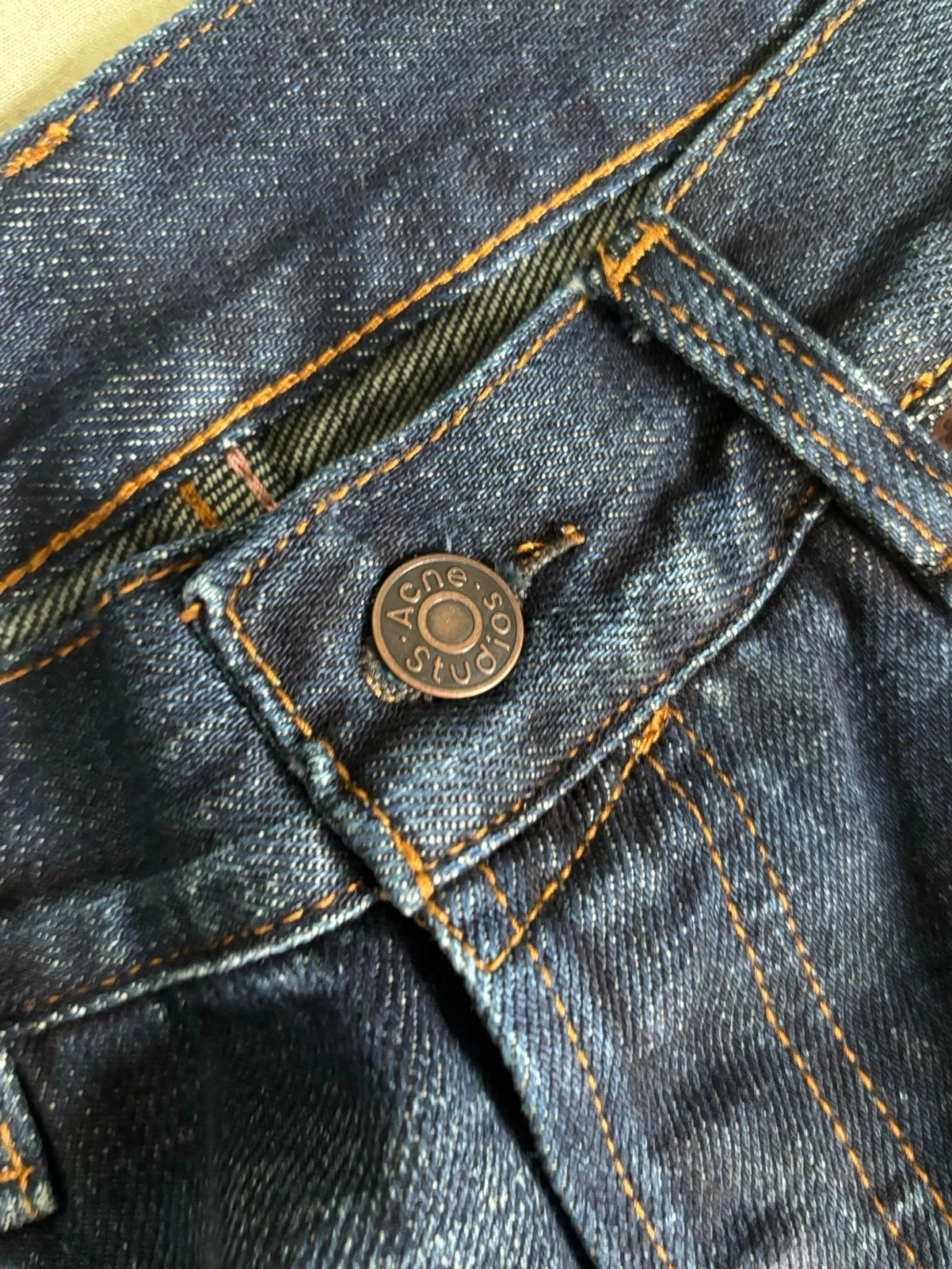 Mörkblå wide leg acne studios jeans - 5