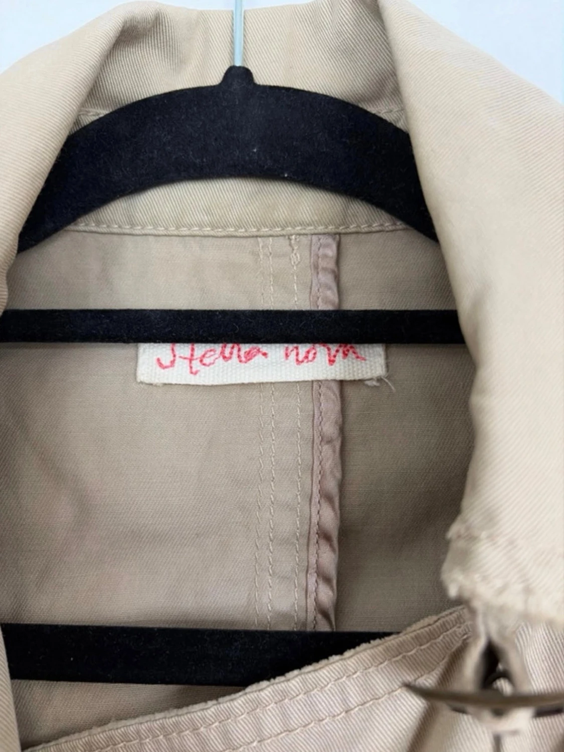 Beige trenchcoat med nitar - 5