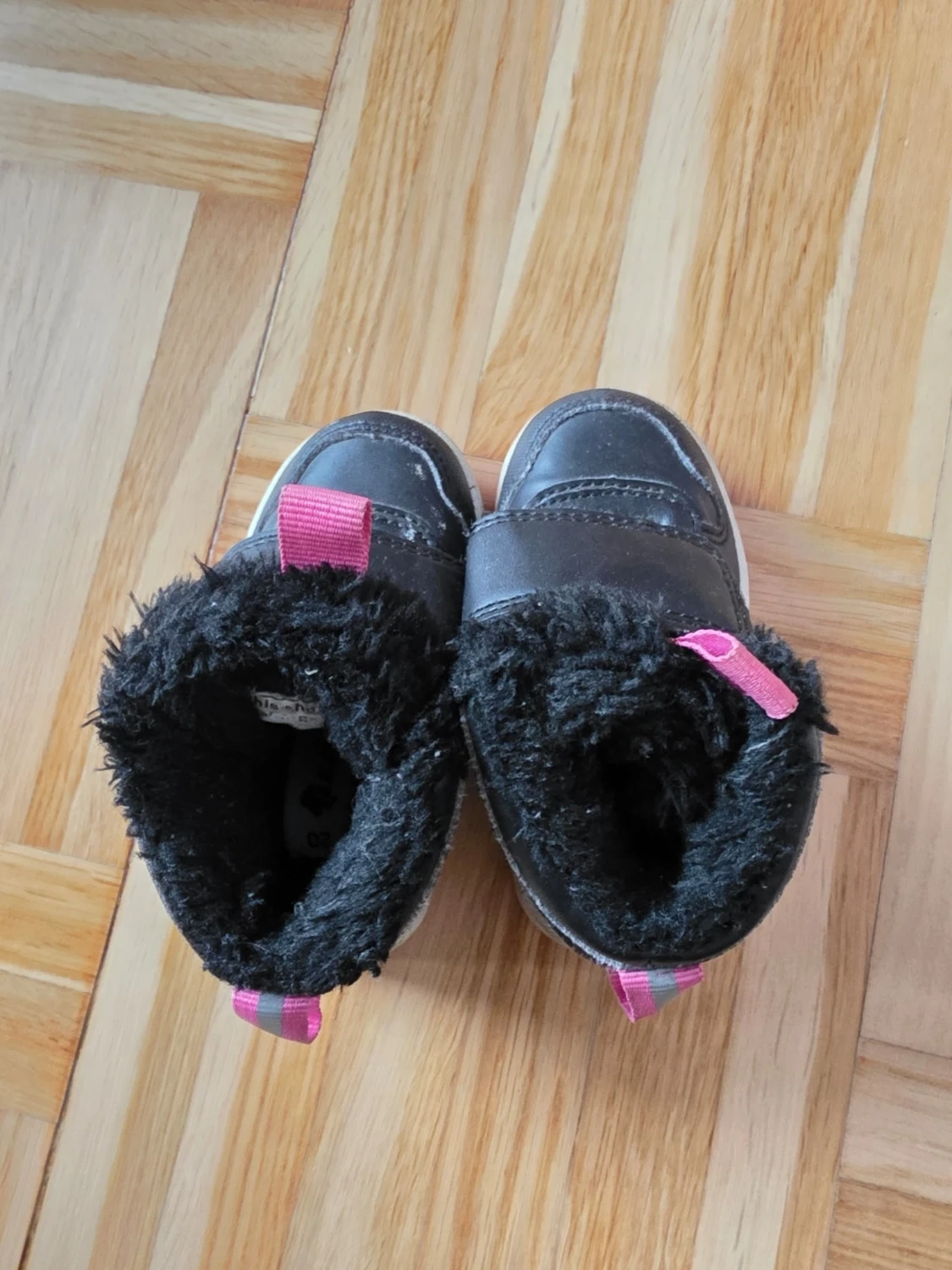 Svarta barnkängor med rosa detaljer - 3