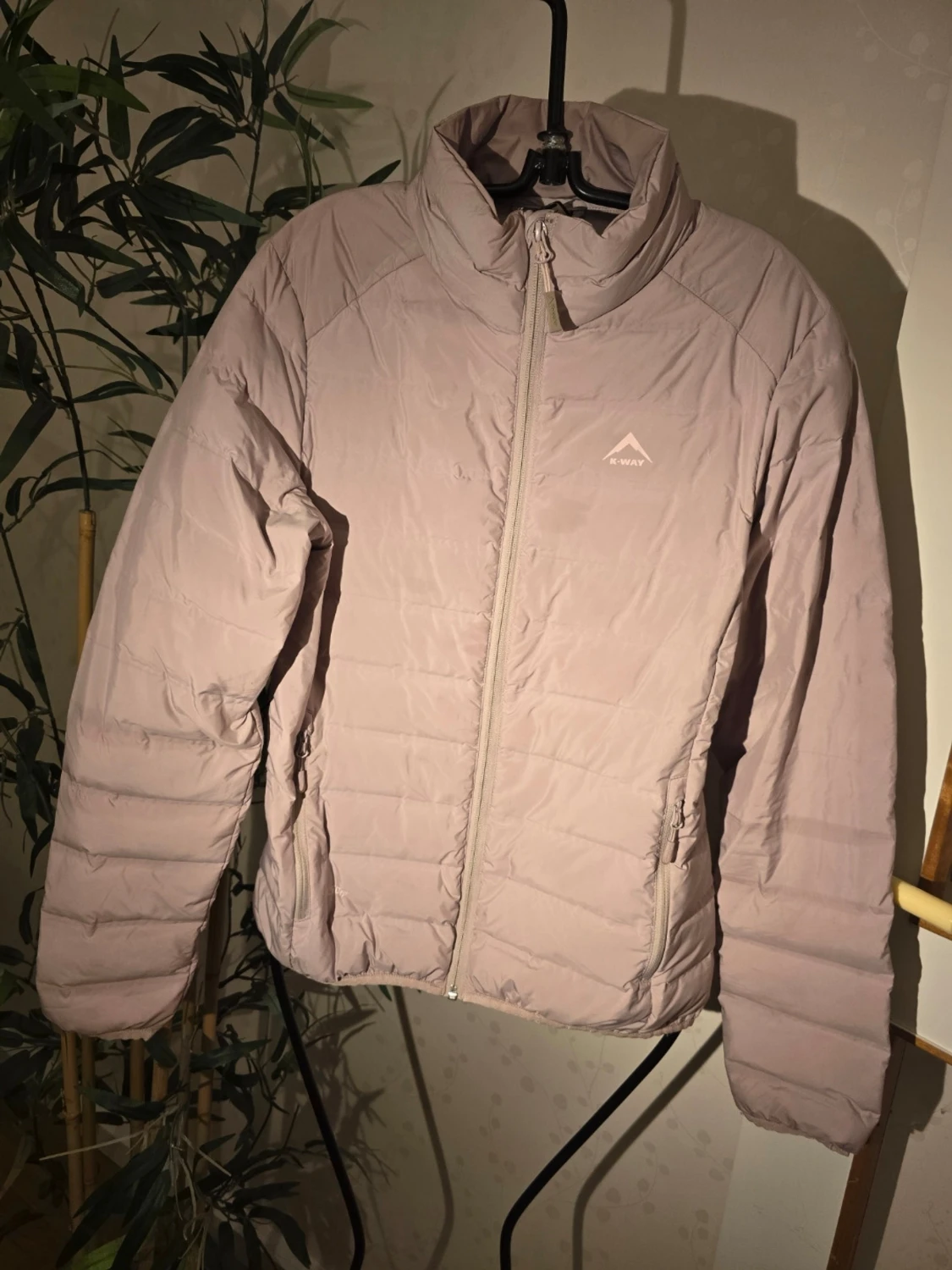 Ljuslila dunjacka från K-way