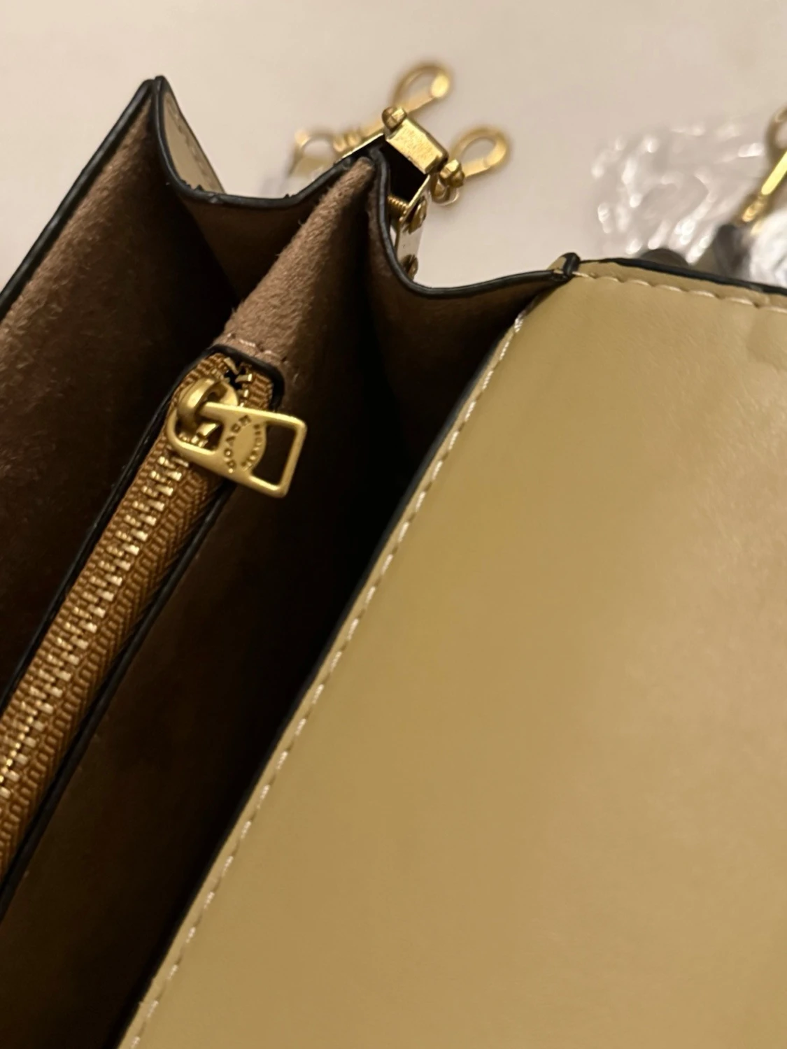 Beige väska från Coach - 5