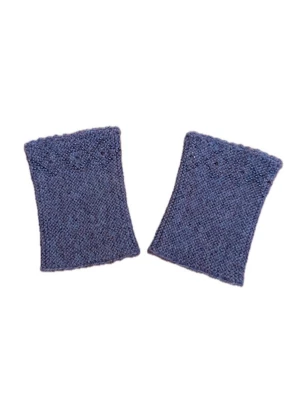 Handstickade ull handledsvärmare - ♡ Handstickade handledsvärmare i ull. 