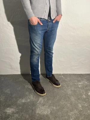 Jacob Cohën 622 comfort  - Ett par riktigt snygga byxor från Jacob Cohën i storlek W36 i modellen 622 comfort 