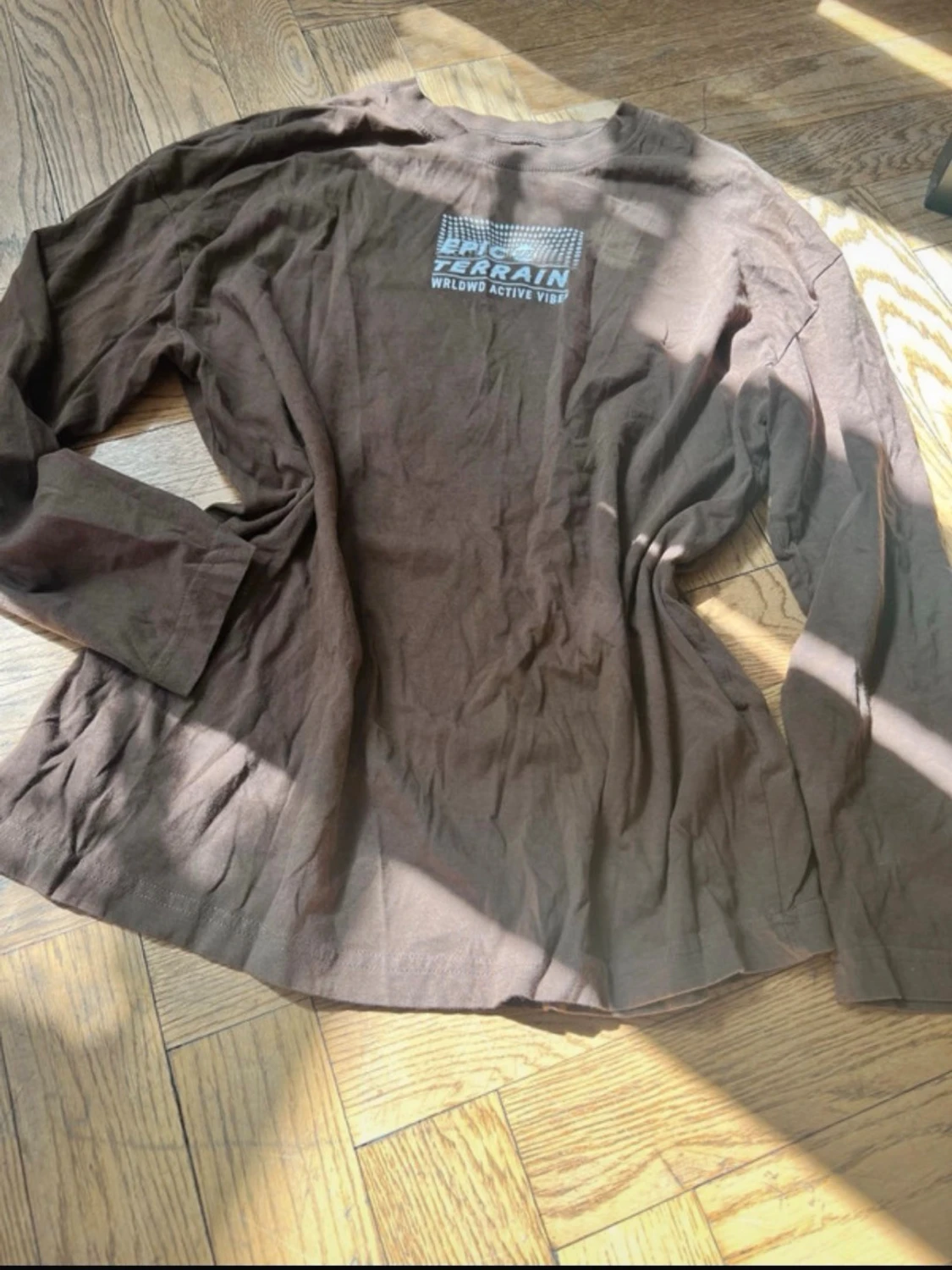 Brun långärmad topp 