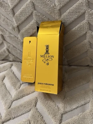 One million paco rabanne - Dm för mer info! Luktar precis likadant.