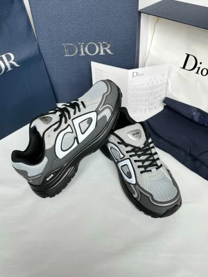 DiorB30 - .