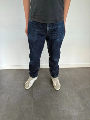 Asket raw denim jeans - Asket raw denim jeans herr| pris:499kr| storlek: W30 L32| skick:9/10| hör av dig vid minsta lilla fundering eller fråga|