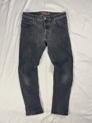 Jacob Cohën 688 Comfort – Grey Denim – Strl W31 - Färg: Grå wash | Modell: 688 Comfort slim fit | Storlek: W31 | Skick: 10/10 | Stretch | Hör av dig vid frågor!