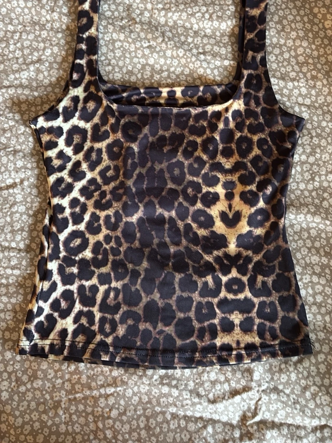 Leopardmönstrad linnetopp - 1