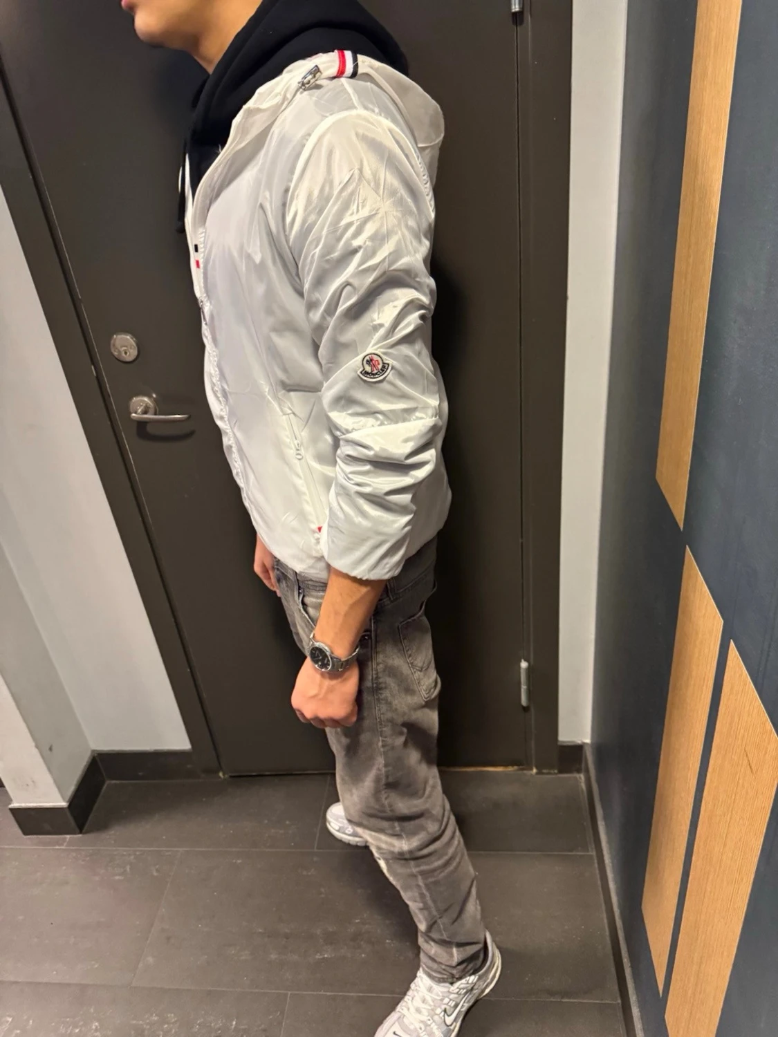 Moncler windbreaker vit