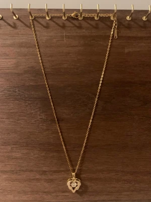 Elira Voss halsband - Nytt och oanvänt