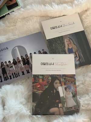 Tre st loona album kpop - Säljer tre stycken loona album och en Vivi pc