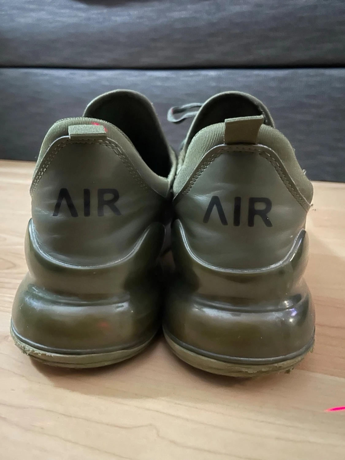 Nike Air Max 270 olivgröna sneakers - 1