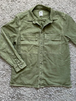 Zara Overshirt  - Såld 
