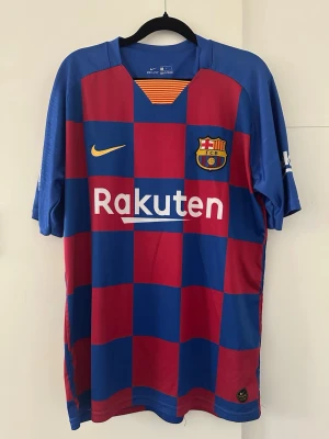 Barcelona tröja - Äkta barcelona tröja från Nikes hemsida, storlek L