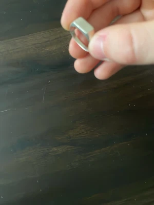 Klackring i äkta silver - Säljer en klackring i äkta silver 19mm