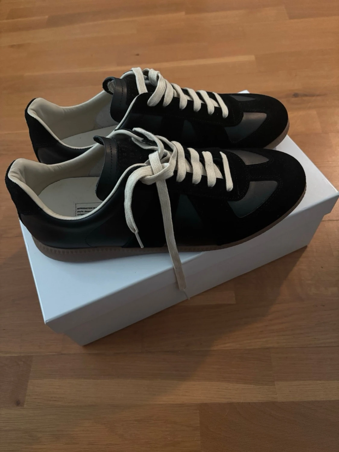 Maison Margiela Gats Black - 1