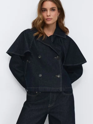 Denim trench  - Säljer min helt oanvända jacka från Gina. Prislappen kvar och aldrig använd. Så fin nu till våren! 🌸🌸